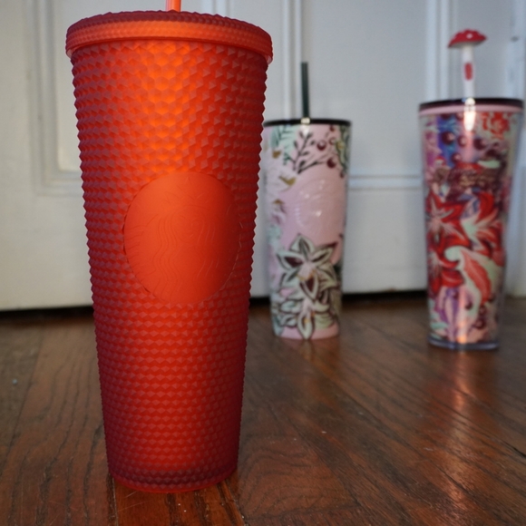 Starbucks Red Matte Tumbler 🌟 LIMITED EDITION 2021🌟 - Picture 5 of 5